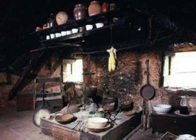 Kako je izgledao stari tradicionalni komin!
