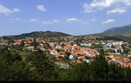 Zaboravljena mista Dalmatinske zagore -Drniš- grad pršuta i očuvane prirode