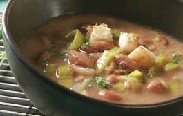 Grahova juha s crnim kruhom