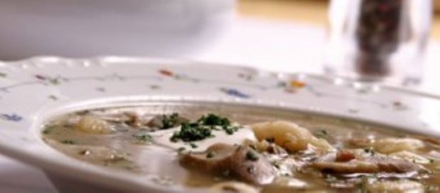 Crna juha od pržena graška