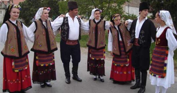 Narodne nošnje svakodnevne razlike i tradicija