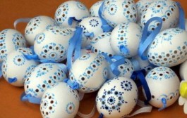 Ukrašavanje i ispuhivanje uskrsnih jaja