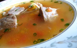 Tradicionalna gurmanska (krepka) juha po bakinu receptu