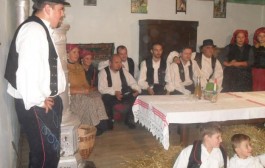 Jeste čuli za kokošiji Badnjak? Zanimljiv blagdanski običaj za kokošiji Badnjak.