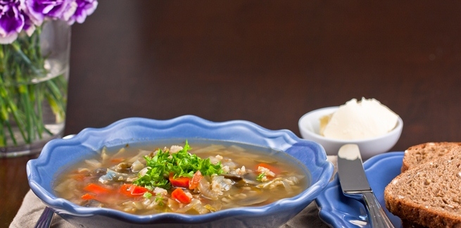 Jednostavna juha od povrća s dodatkom riže