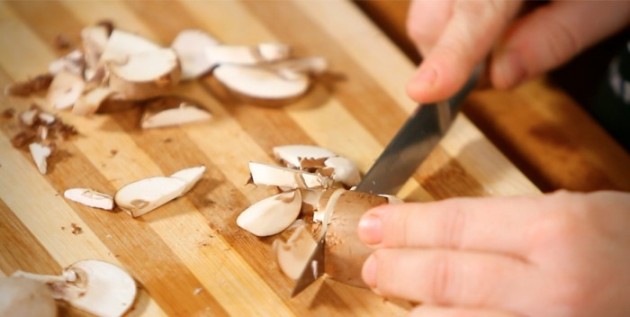 Tradicionalna juha od svježih gljiva po baknu receptu