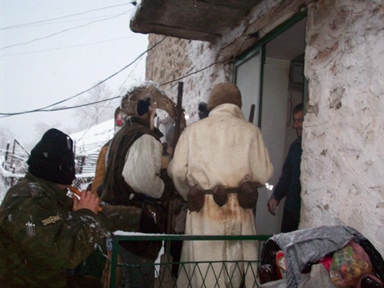 Ulazak „koledara“ u kuću