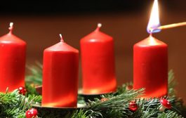 Prva nedjelja Adventa: Zašto se pali prva svijeća na adventskom vijencu?