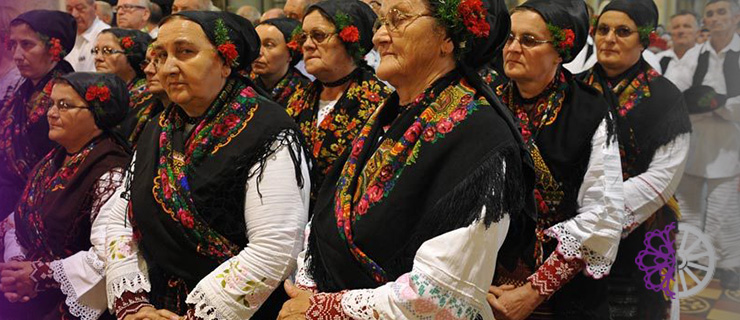 Tradicionlani odlazak na misu u dalmaciji i hercegovini